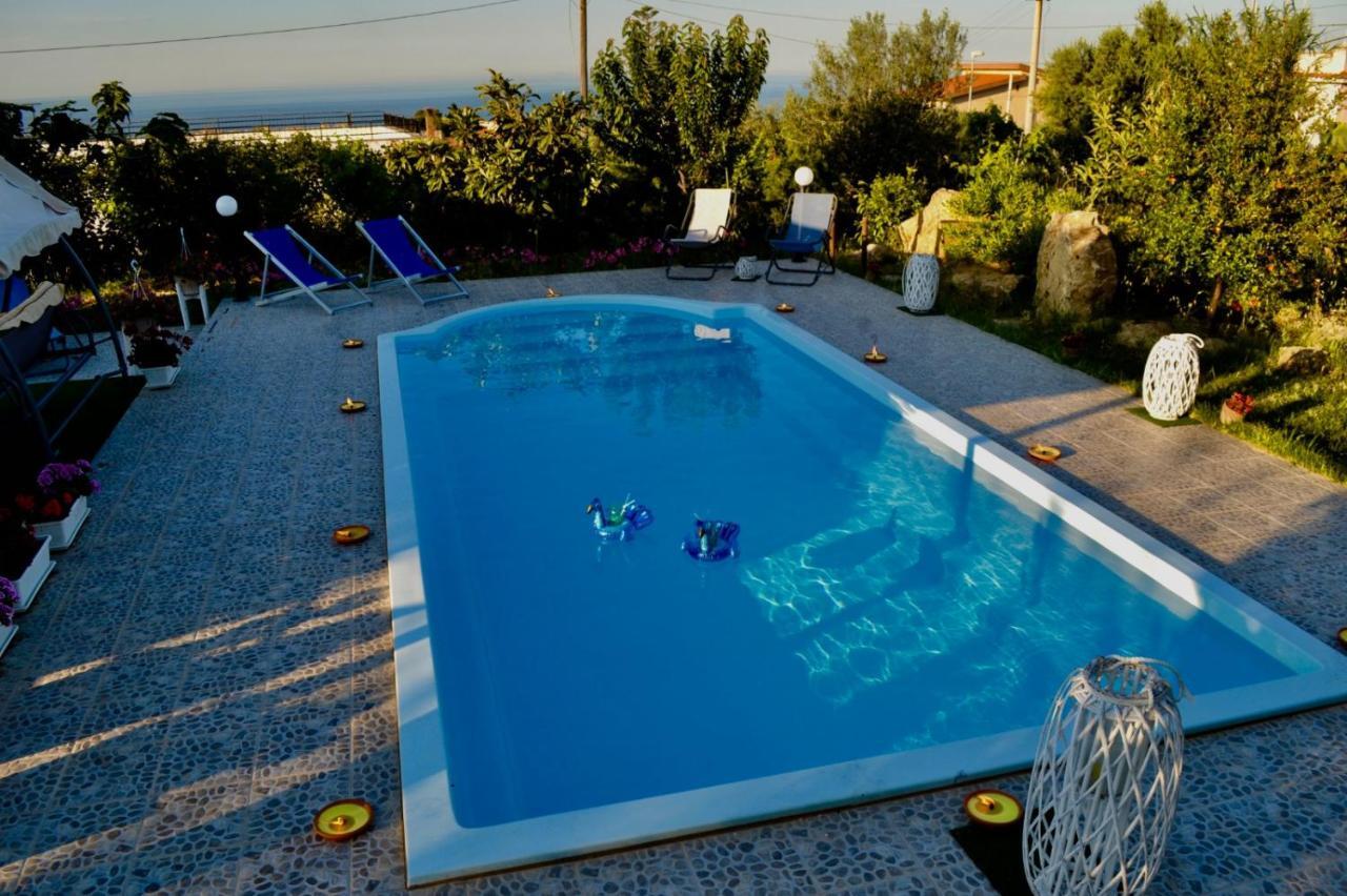 * * * Villa Annalisa * * * Кастельдачча Экстерьер фото